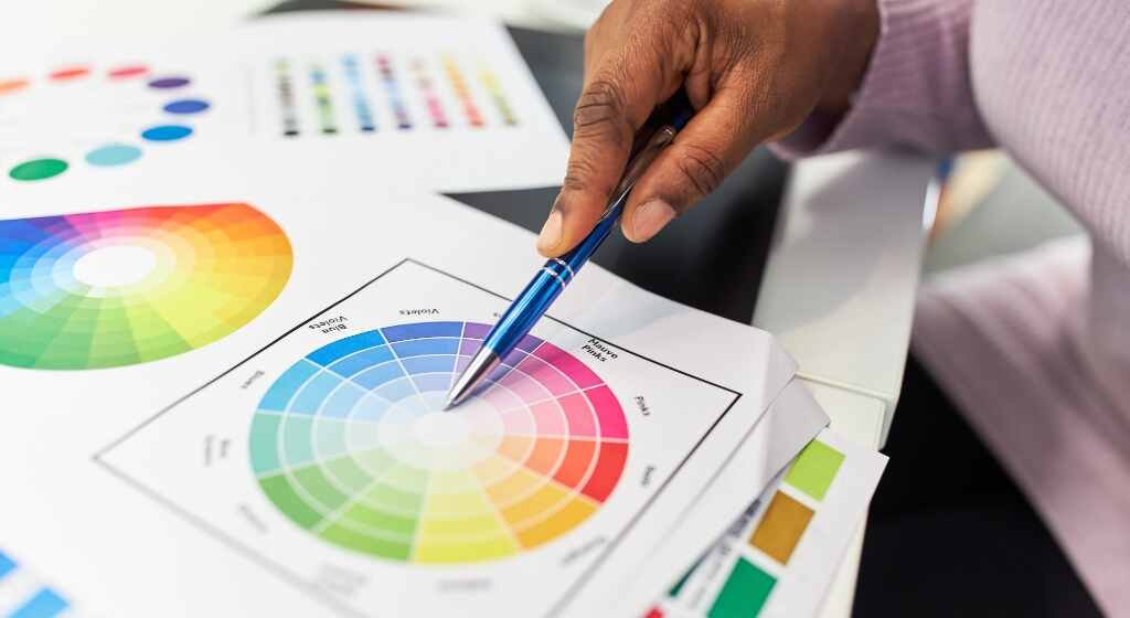 Color Scheme and Visual Hierarchy